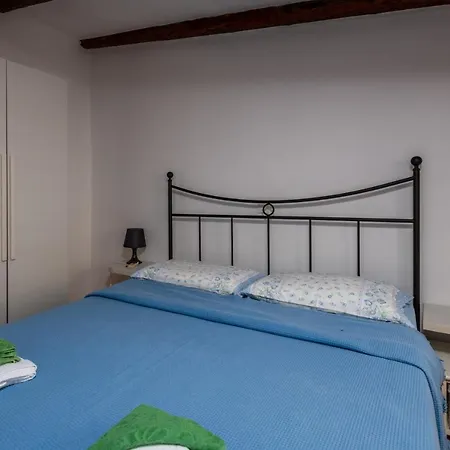 Blue Bay Apartment